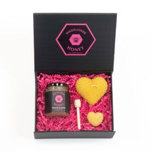 Honey & Rose Heart Candles Gift Set